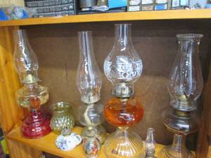 lot 457 image: Variety of vintage oil lamps...