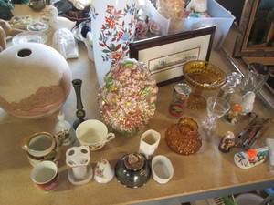 lot 470 image: Variety of assorted Vintage through...