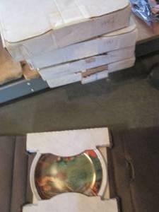lot 474 image: (5) assorted Norman Rockwell Hand p...
