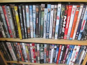 lot 7 image: Wide variety of standard DVD movies...