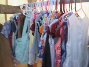 lot 64 image: Lot of assorted size childrens clo...