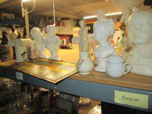 lot 135 image: Vintage figurines, busts and bottle...