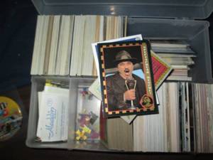 lot 146 image: Compartmentalized storage organizer...