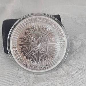 lot 6 image: 2023 1oz-.999 Silver Kangaroo Round