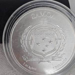 lot 17 image: 1 oz Lady GodtnaHorse .999 Silver Round
