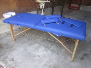 lot 91 image: (UD2) Portable Best Massage Massage...