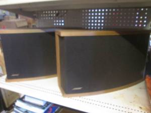 lot 96 image: (EC1) Pair of Bose 901 Series VI Sp...