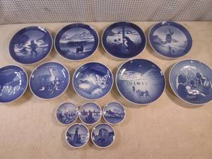 lot 102 image: (A-3) Assorted Collector Plates...