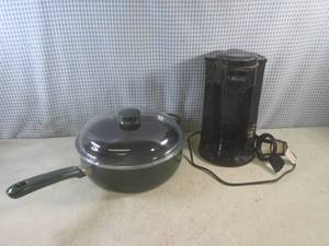 lot 146 image: (A-2) T-Fal Armaral Deep 11 Fry Pa...