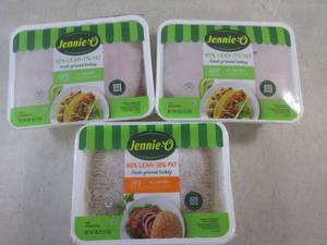lot 213 image: (FRZ) 9 Pounds Frozen Jennie-O Grou...