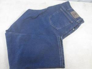 lot 273 image: (CSB) Pair of Wrangler Blue Jeans S...