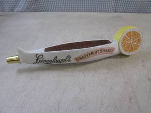 lot 33 image: (FS) Leinenkugels Grapefruit Shand...