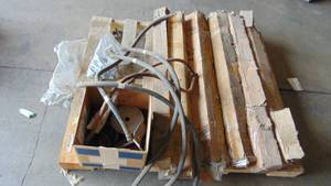 lot 19 image: Lot of 6-HMW-2532 Cylinders and Misc