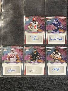 lot 33 image: Set of 5 SAGE Autographed Rookie Football Cards