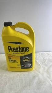 lot 110 image: Prestone Antifreeze Coolant Concentrate 1 Gallon