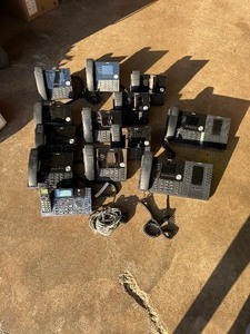 lot 7 image: Lot of Mitel Desktop IP Phones