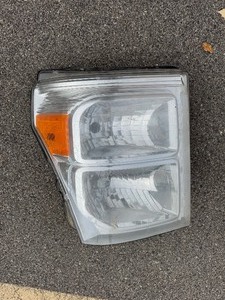 lot 112 image: 11-16 Ford Superduty RH headlight