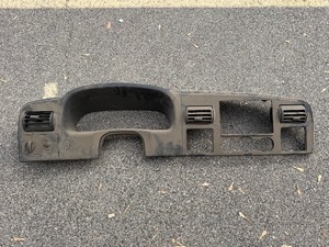 lot 115 image: 05-07 Ford f250f350 dash