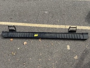 lot 122 image: 15-20 Ford f150 side step