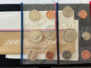 lot 86 image: 1986 P & D Mint Set