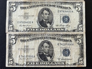 lot 14 image: 1953 Blue Seal $5 Dollar Silver Certificates