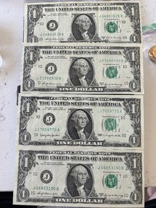 lot 15 image: 1963 and 1969 Green Seal $1 Dollar Federal Reserve Notes