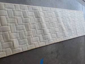 lot 13 image: Momeni 100% Wool Fiberhand Tufted 2...
