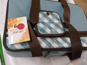 lot 64 image: Rachael Ray Pack and Go...