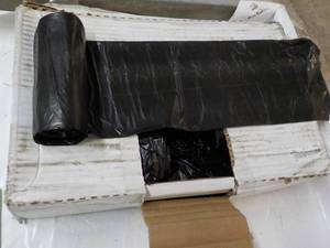 lot 66 image: Case of Sm Black Can Liners...