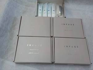 lot 84 image: 5 Infuse Gift Sets...