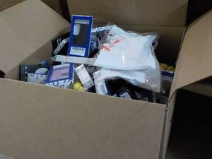lot 100 image: Box of New Amazon Overstock...