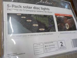 lot 197 image: Belavi 5 pack Solar Disc Lights...
