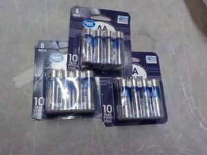 lot 260 image: 24 Great Value AA Batteries...
