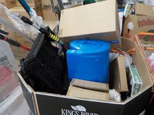 lot 271 image: Pallet of New Overstocks from Vario...
