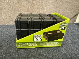 lot 78 image: 3 Pack of Magnetic Storage Boxes