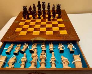 lot 1 image: Hand Carved Vintage Chess Set