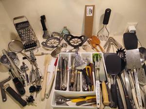 lot 136 image: Huge Assortment of Kitchen Tools and Gadgets