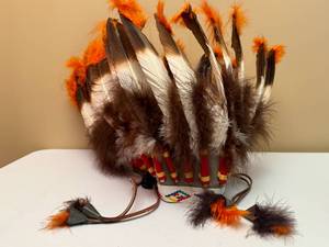 lot 40 image: Native Headdress with Feathers and Beads