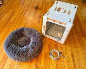 lot 83 image: Collapsible Travel Dog Carrier with Bed