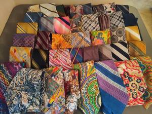 lot 105 image: Large Assortment of Mens Ties