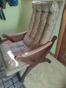 lot 177 image: MCM Wood Chair