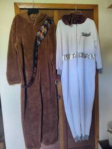 lot 195 image: Starwars Costumes