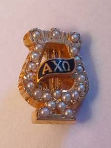 lot 207 image: 10K Alpha Chi Omega Pin