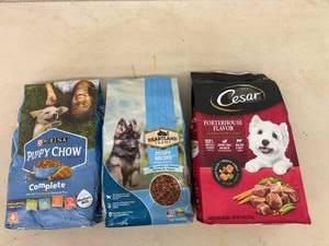 lot 21 image: 3 Bags Dog FoodPuppy Chow