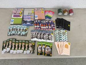 lot 59 image: Calendars, Yearly Planners & Candles