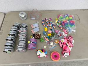 lot 67 image: Keychains, Pens & Mini Bags
