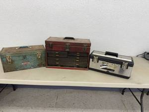 lot 74 image: Tool Boxes & Contents