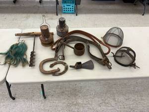 lot 82 image: Mixed Vintage Lot