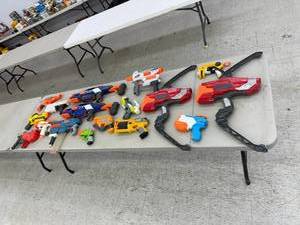 lot 91 image: Table of Nerf Toys