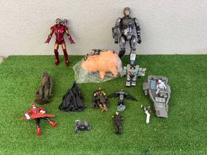 lot 133 image: Toys